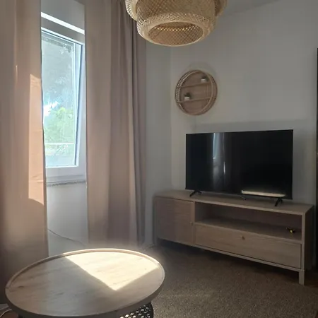Vin&co Boutique House, Fenced Yard With Parking Space, Pet Friendly Lejlighed Bibinje