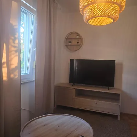 Lejlighed Vin&co Boutique House, Fenced Yard With Parking Space, Pet Friendly *