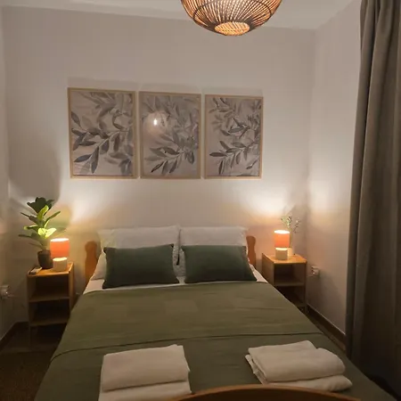 Vin&co Boutique House, Fenced Yard With Parking Space, Pet Friendly Bibinje